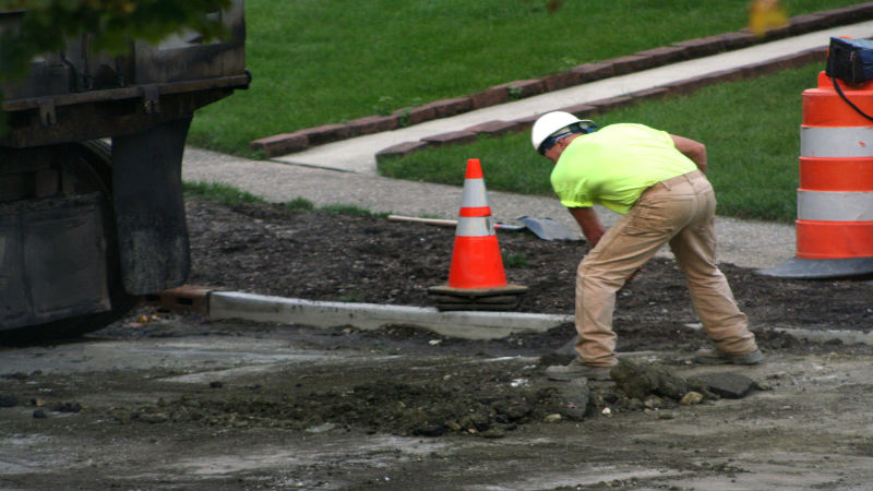 Why a Construction Fence in Chicago is Necessary