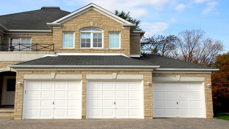 Garage Door Repair and Maintenance Issues